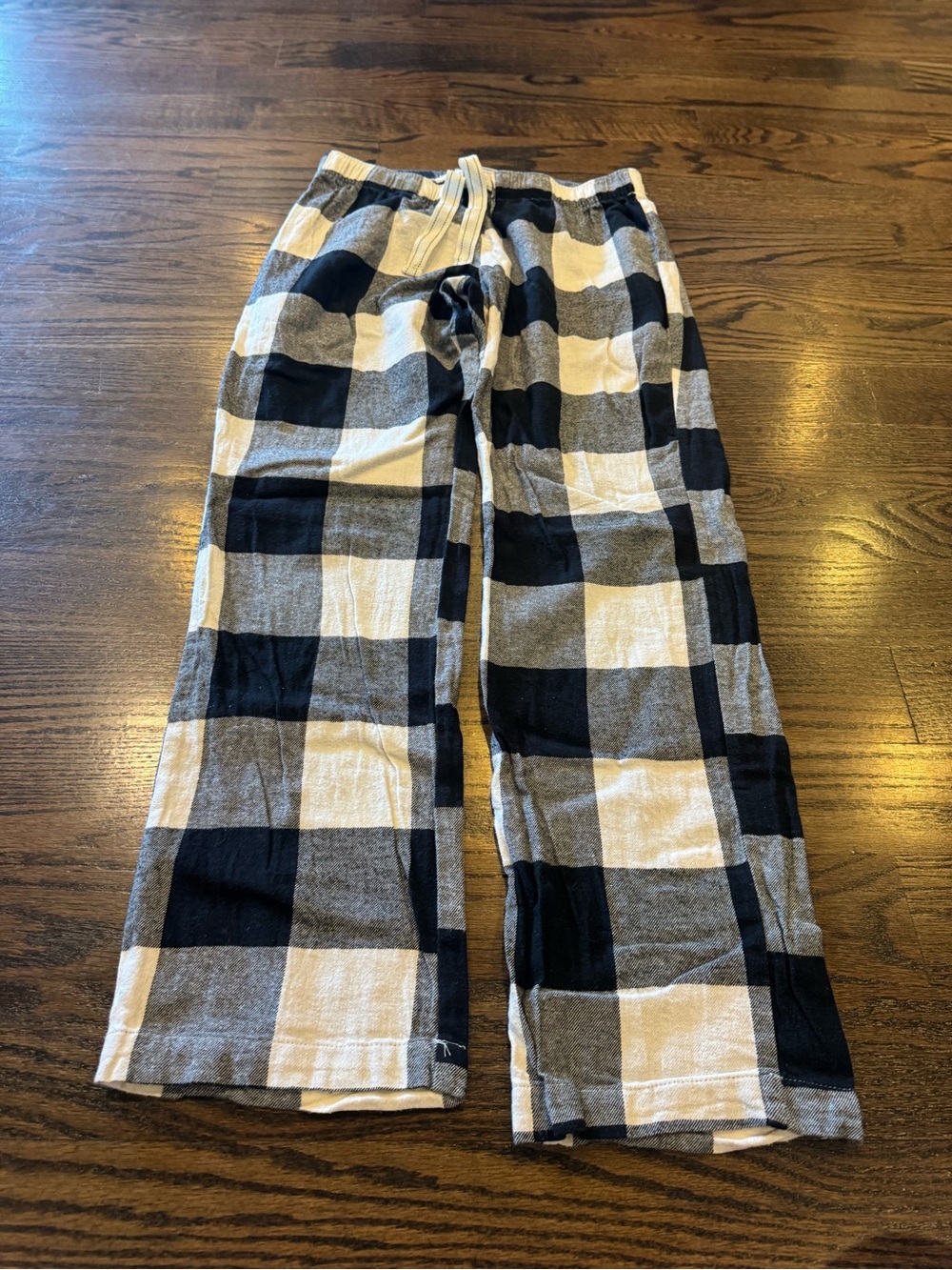 Old Navy Black White Gray Plaid Pajama Pants